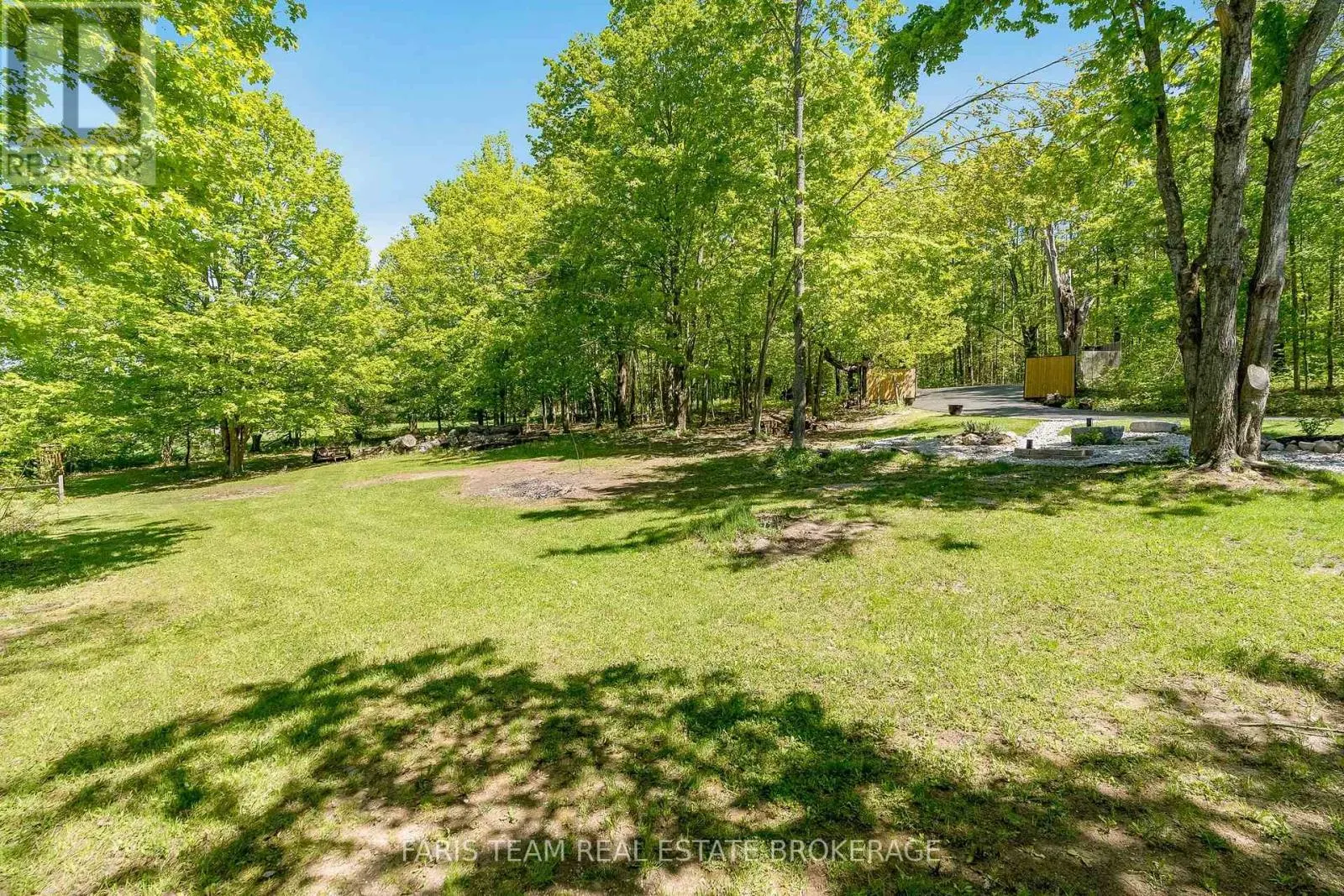 800 MOUNT ST. LOUIS ROAD W