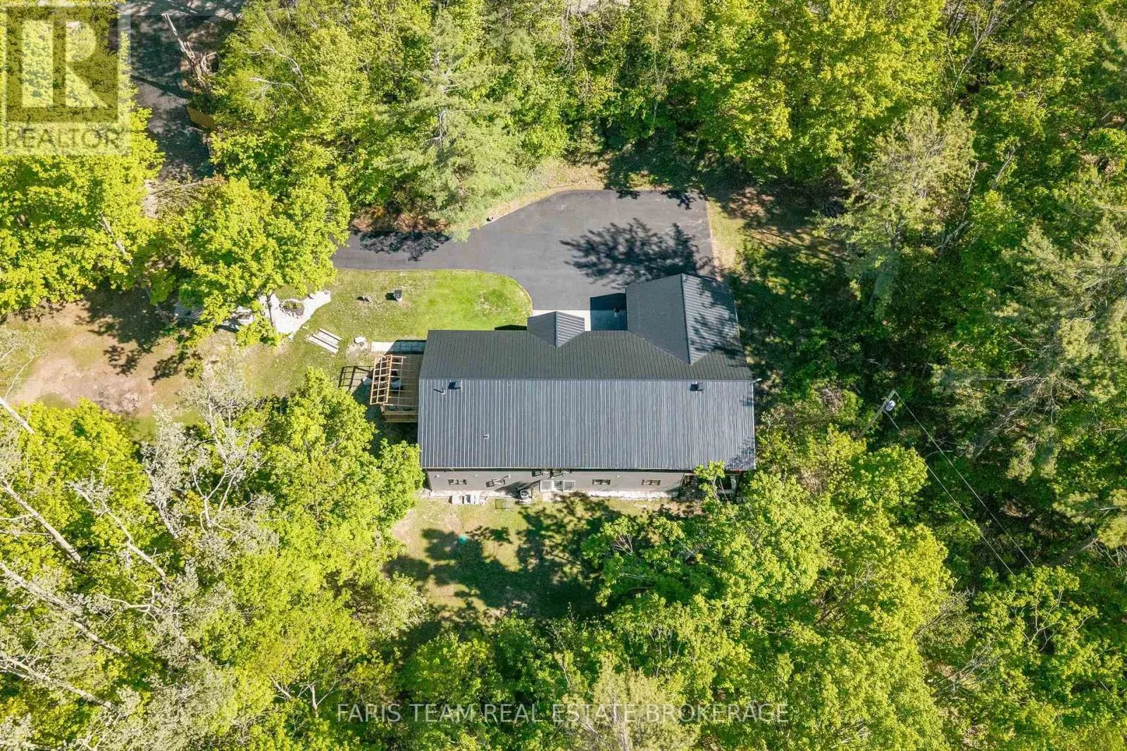 800 MOUNT ST. LOUIS ROAD W
