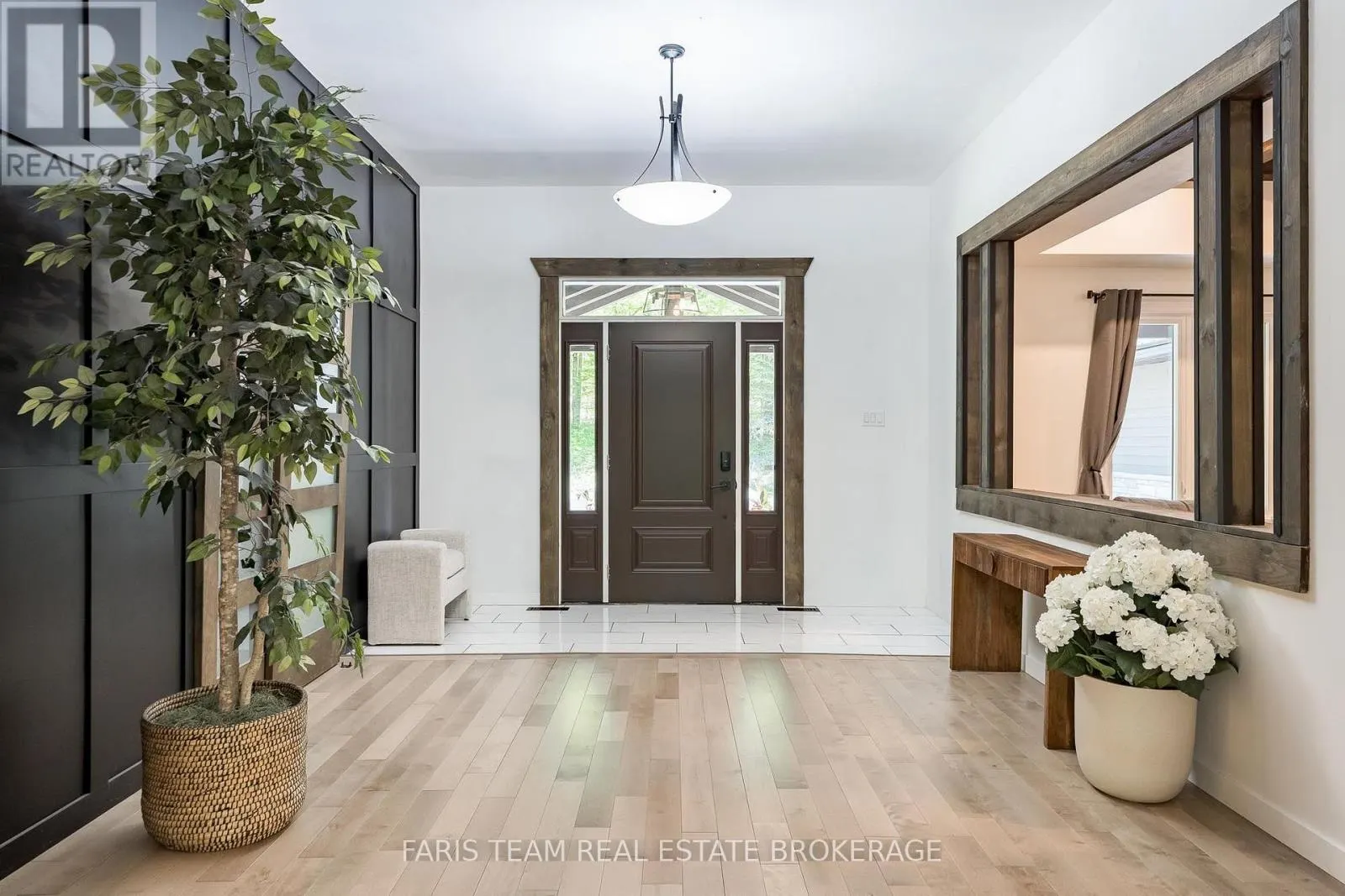 800 MOUNT ST. LOUIS ROAD W