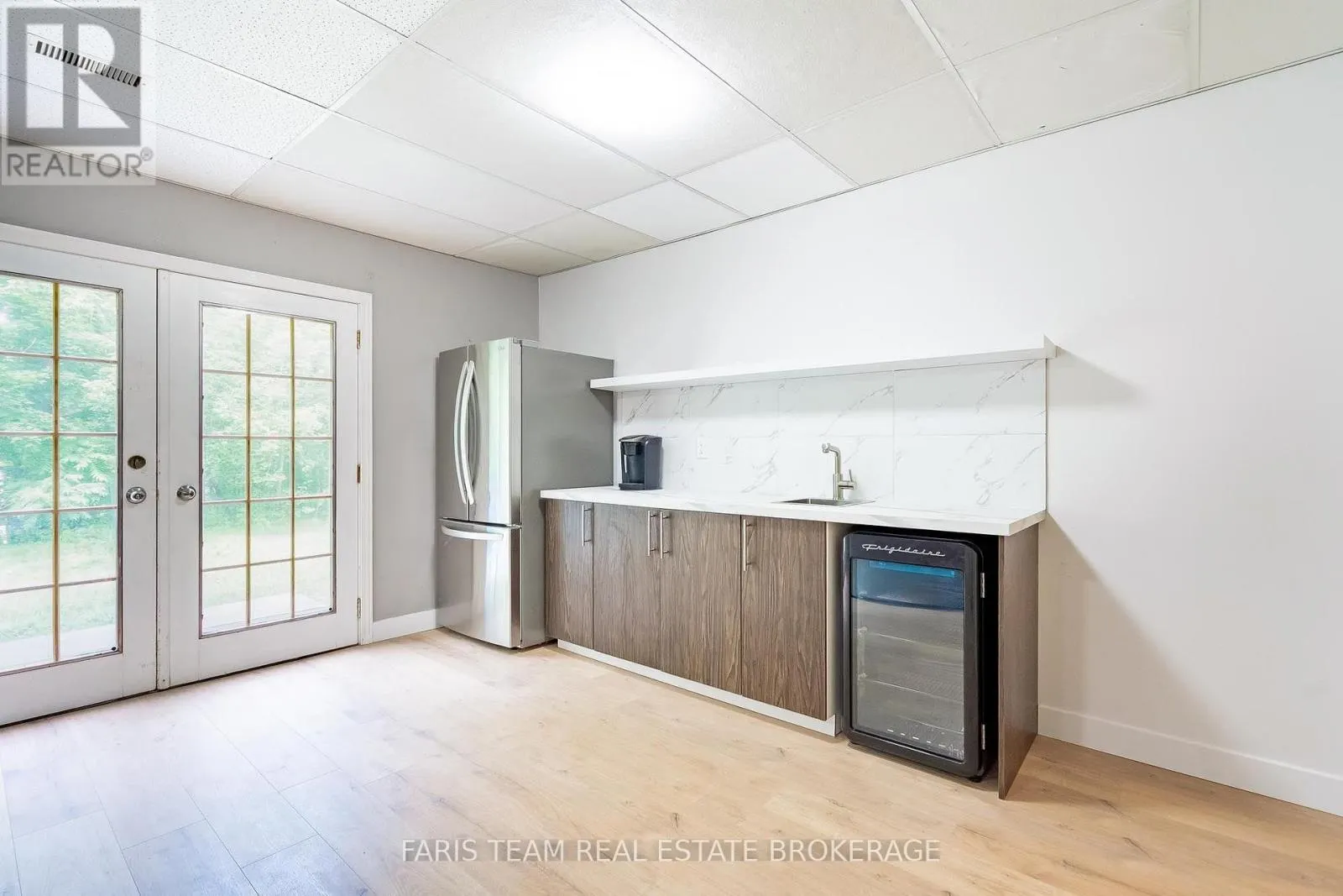 800 MOUNT ST. LOUIS ROAD W