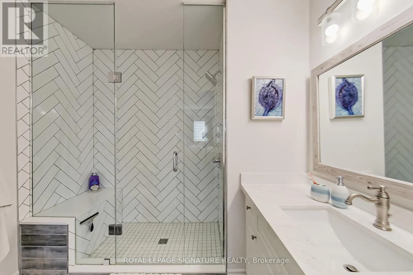 23 SILVER GLEN BOULEVARD