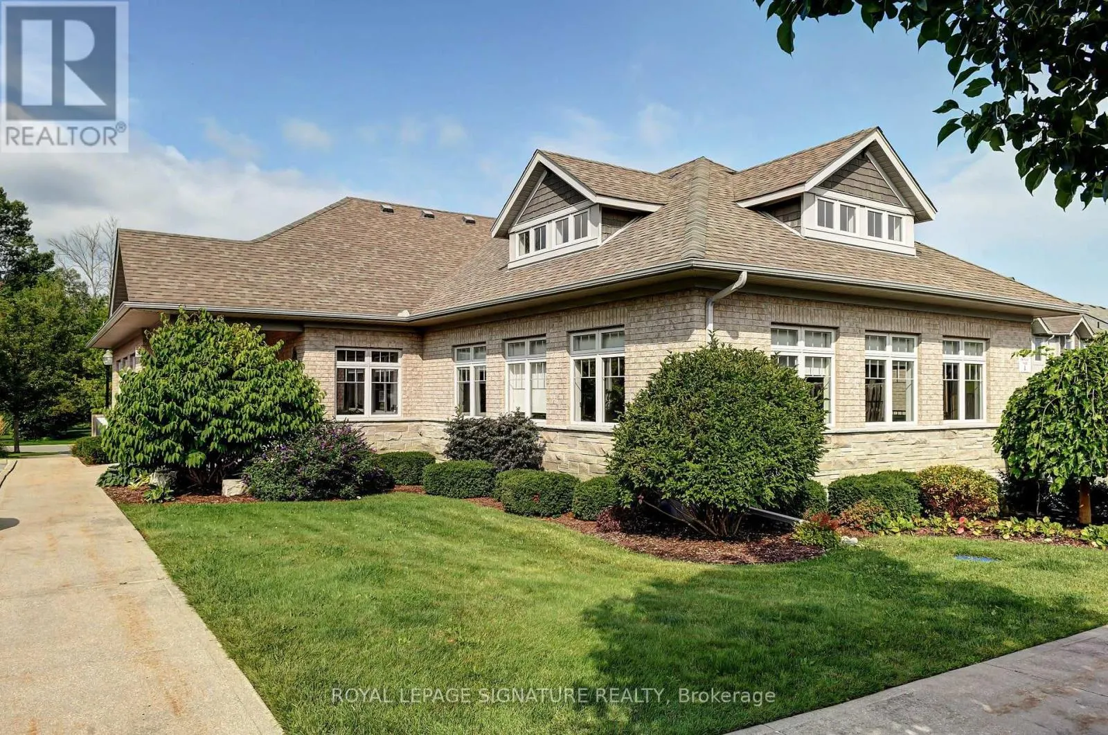 23 SILVER GLEN BOULEVARD