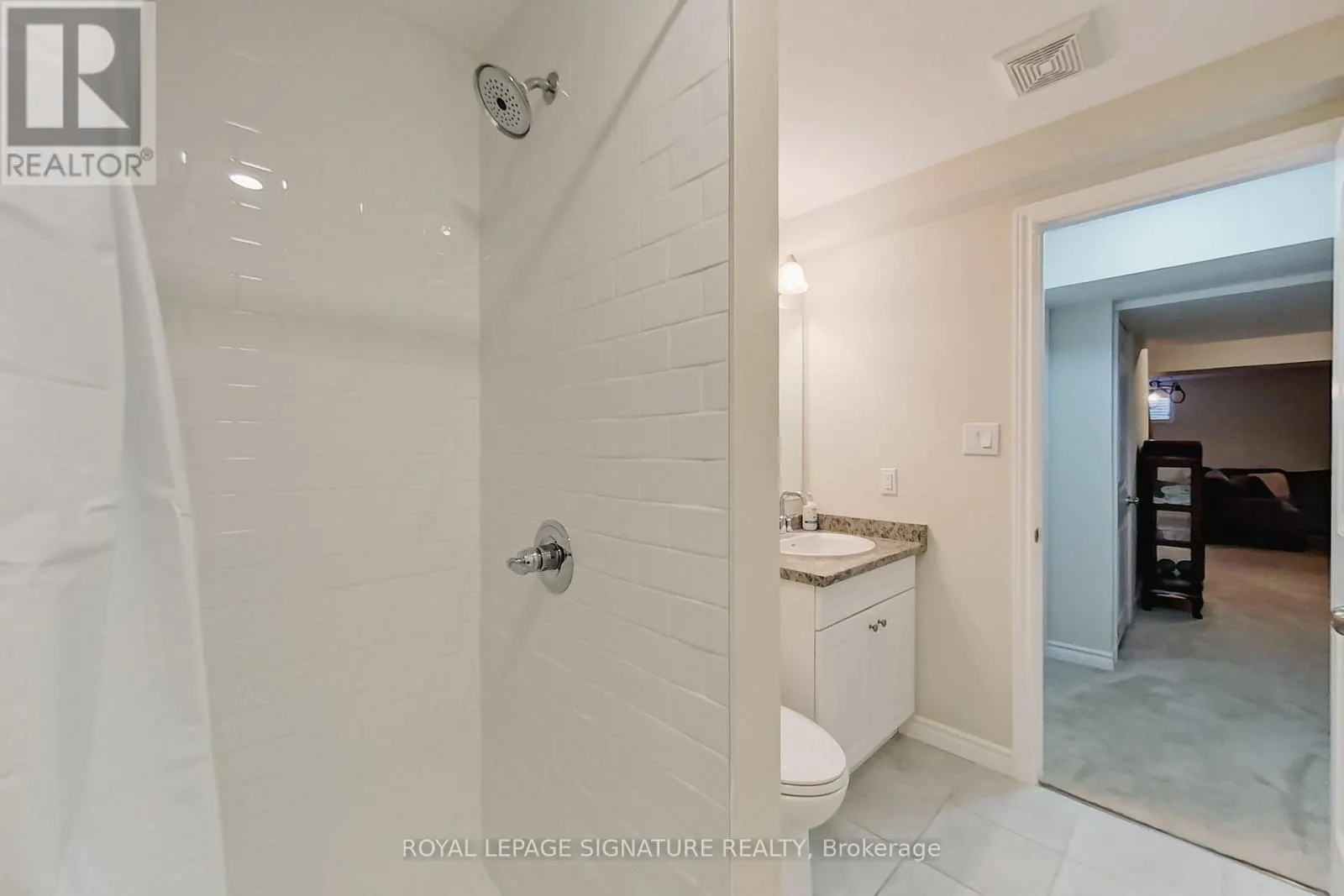 23 SILVER GLEN BOULEVARD