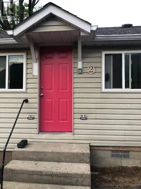 5 RIVER ROAD E