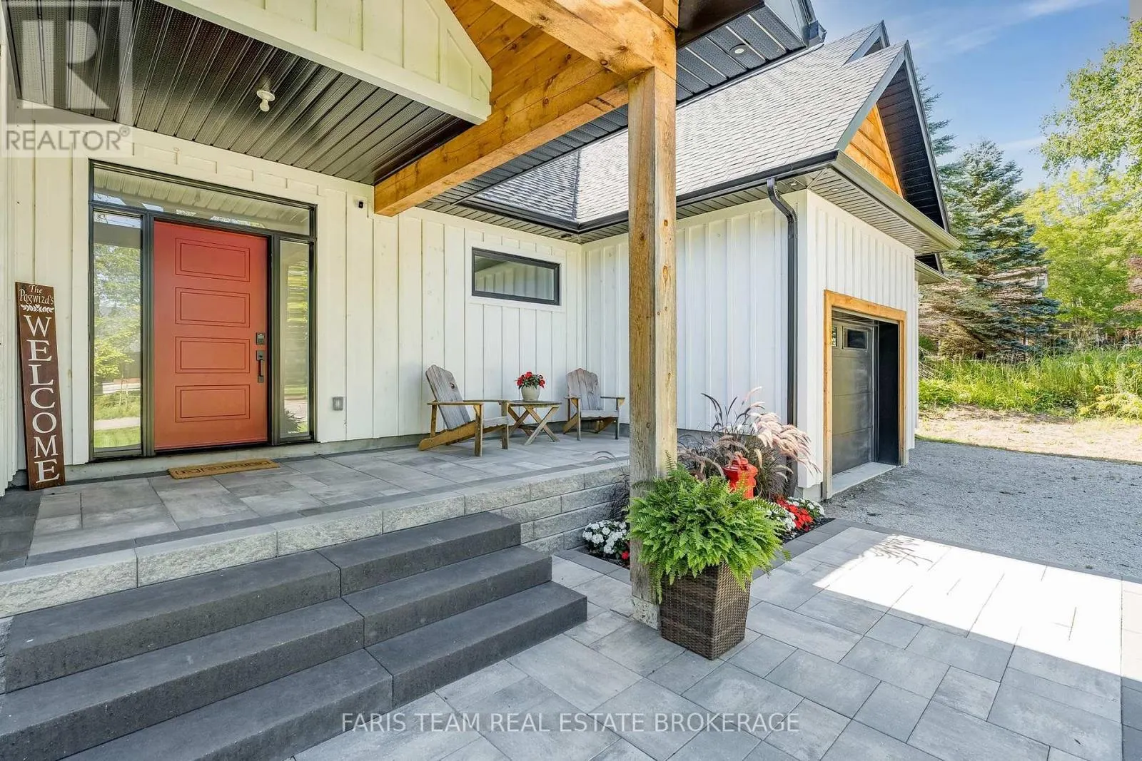 50 BEAUFORT CRESCENT