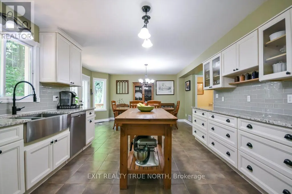3889 BASELINE ROAD