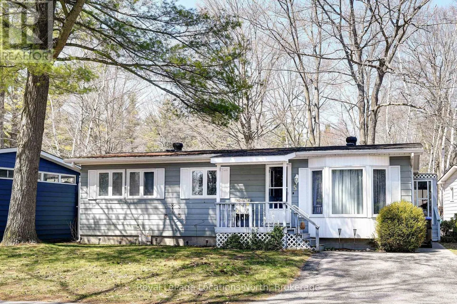 5 MURRAY DRIVE