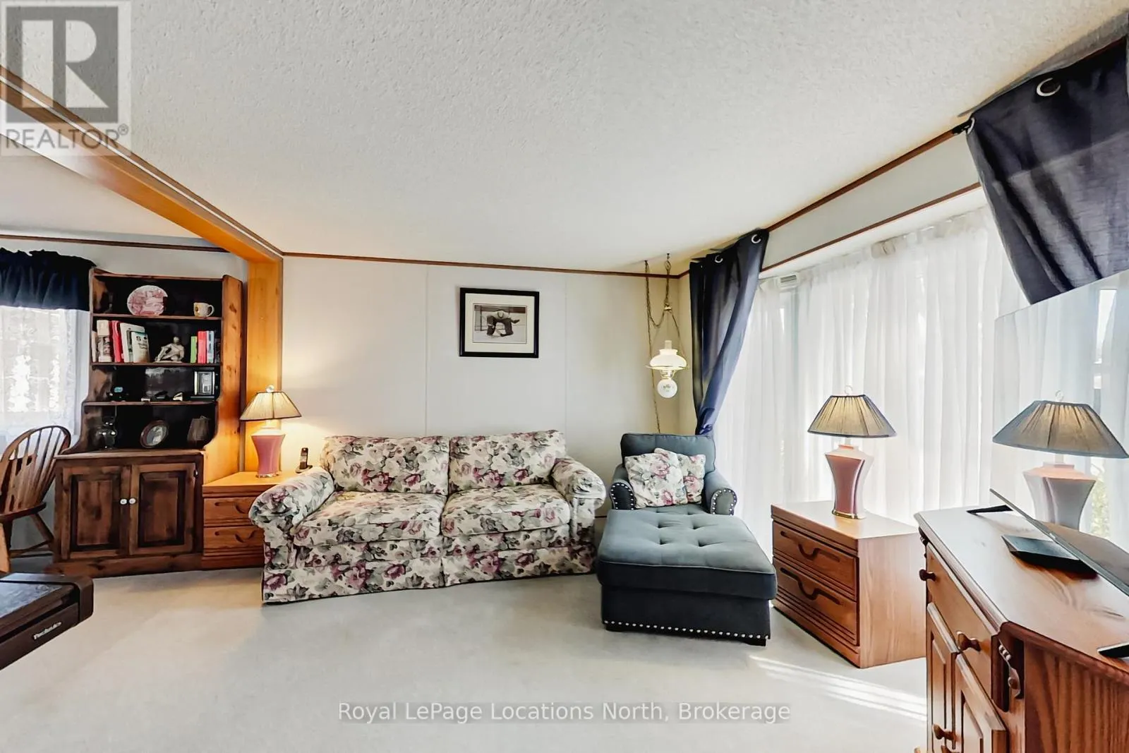 5 MURRAY DRIVE
