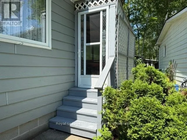 5 MURRAY DRIVE