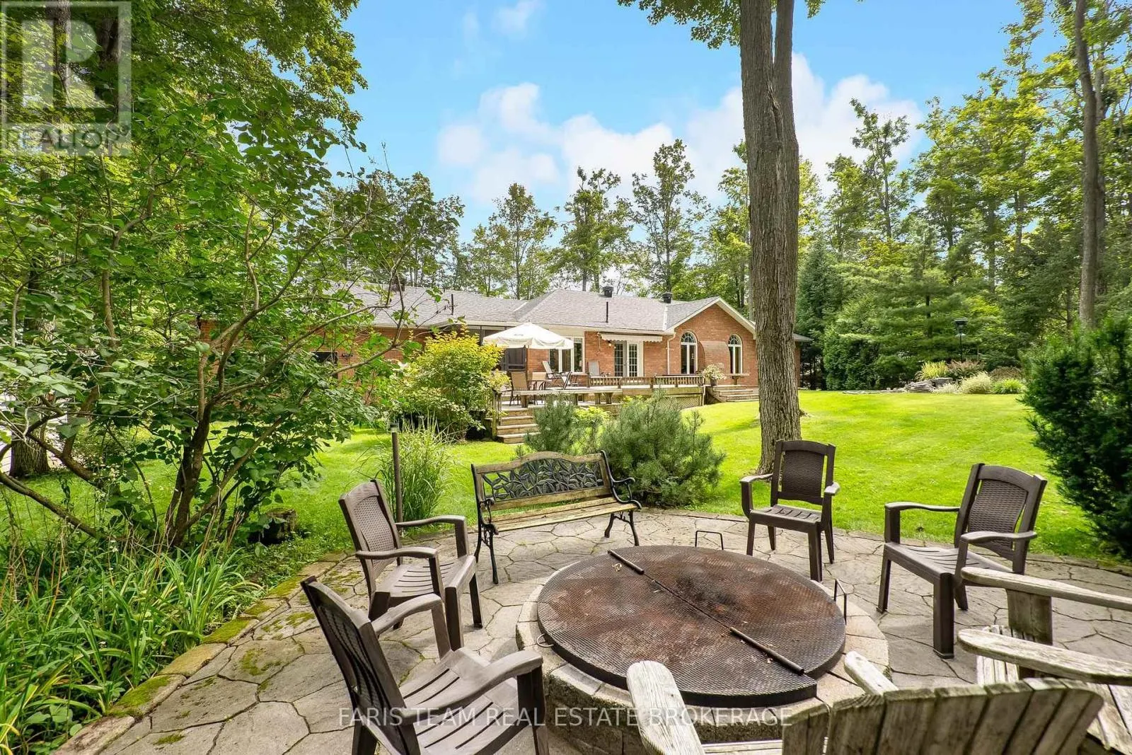 10 GREEN MOUNTAIN COURT