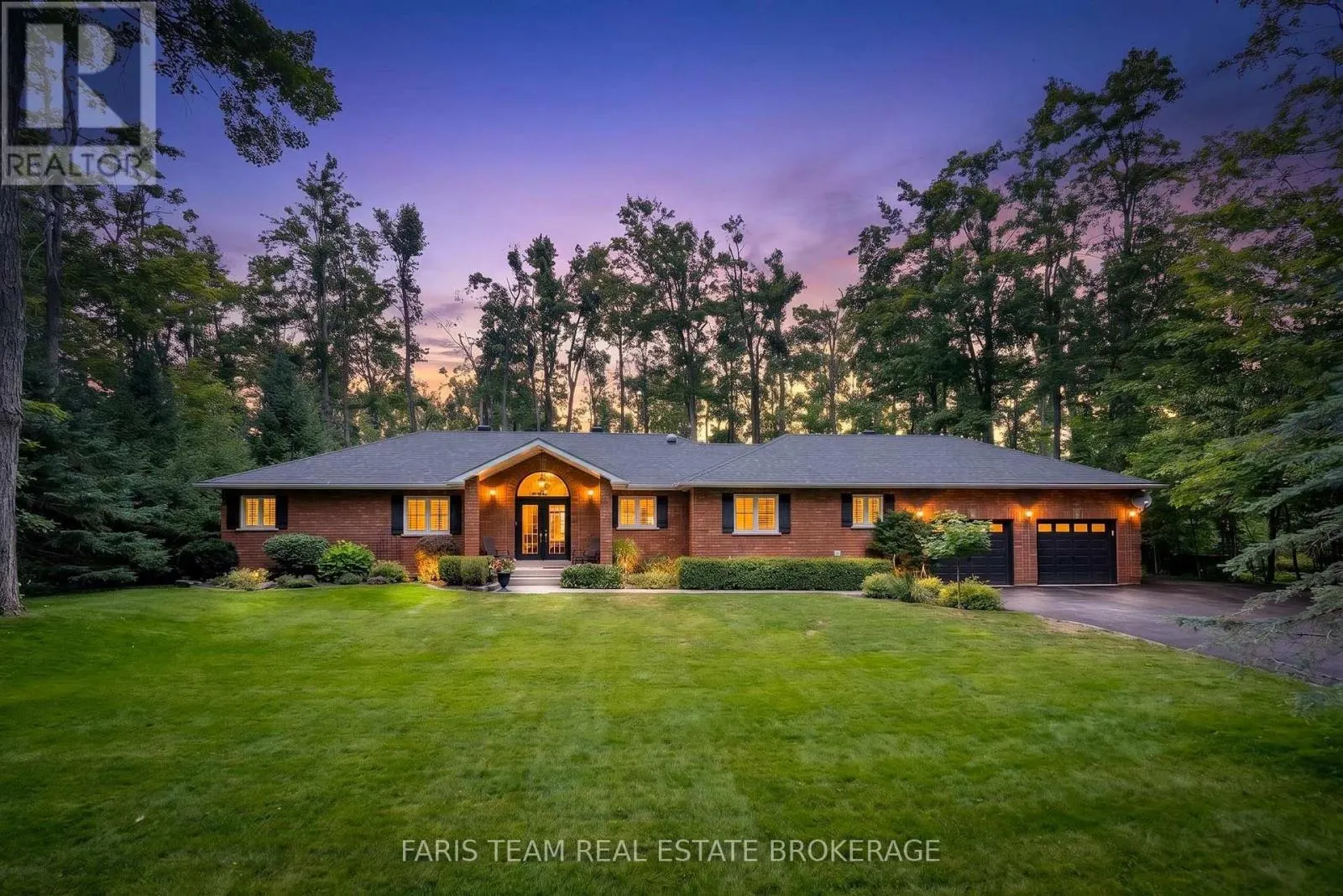 10 GREEN MOUNTAIN COURT