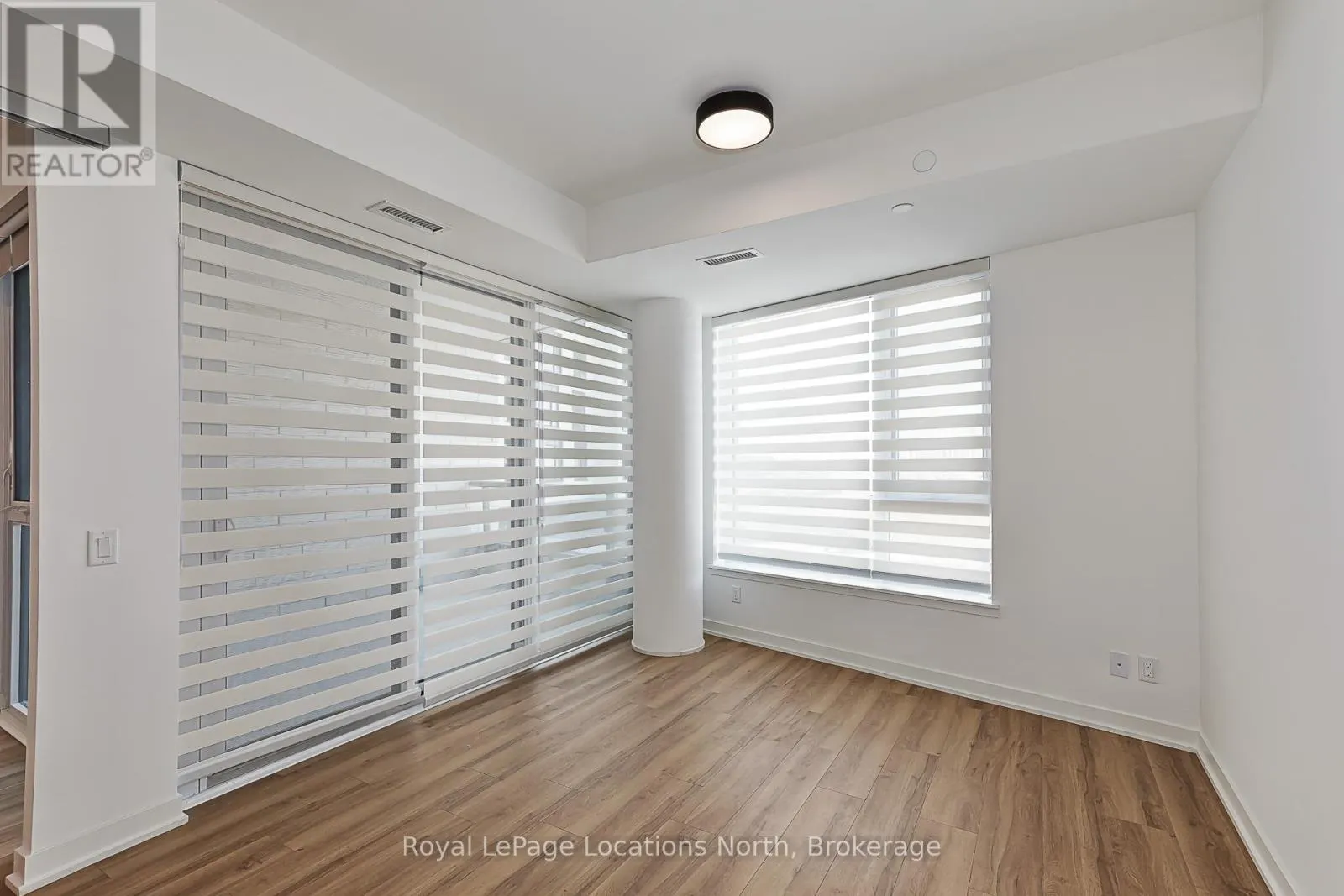 203 - 31 HURON STREET #203