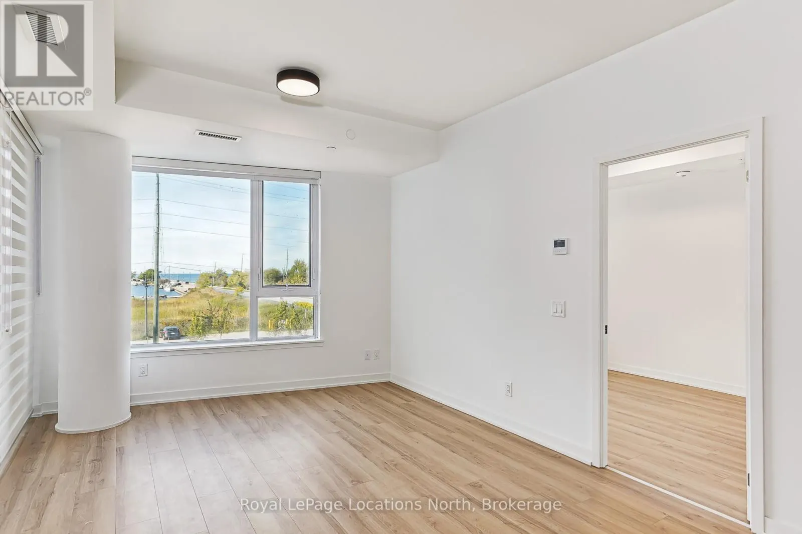203 - 31 HURON STREET #203