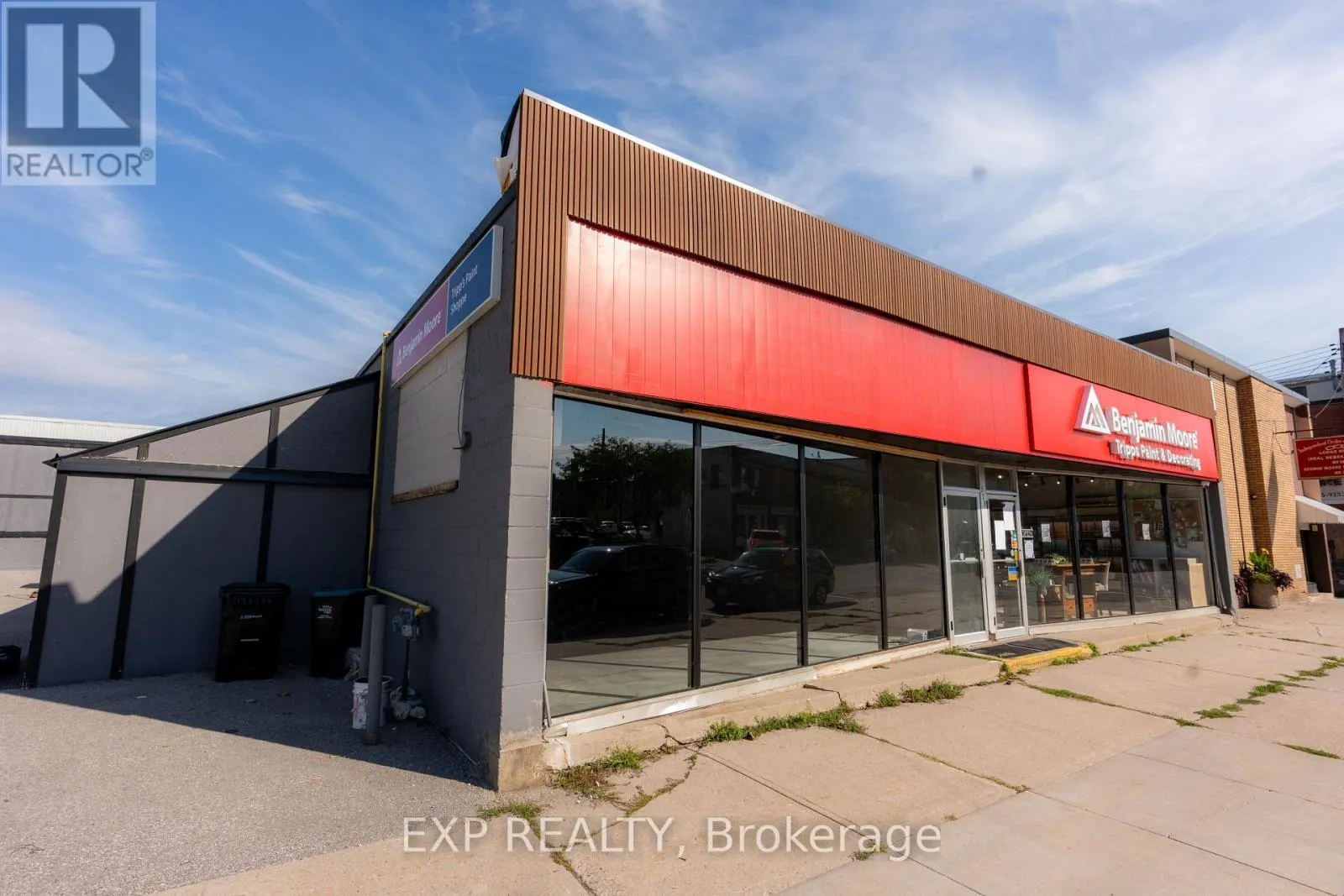 B - 526 DOMINION AVENUE