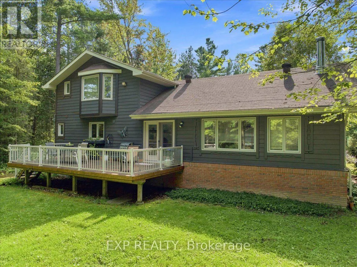 20 PINESHORE CRESCENT