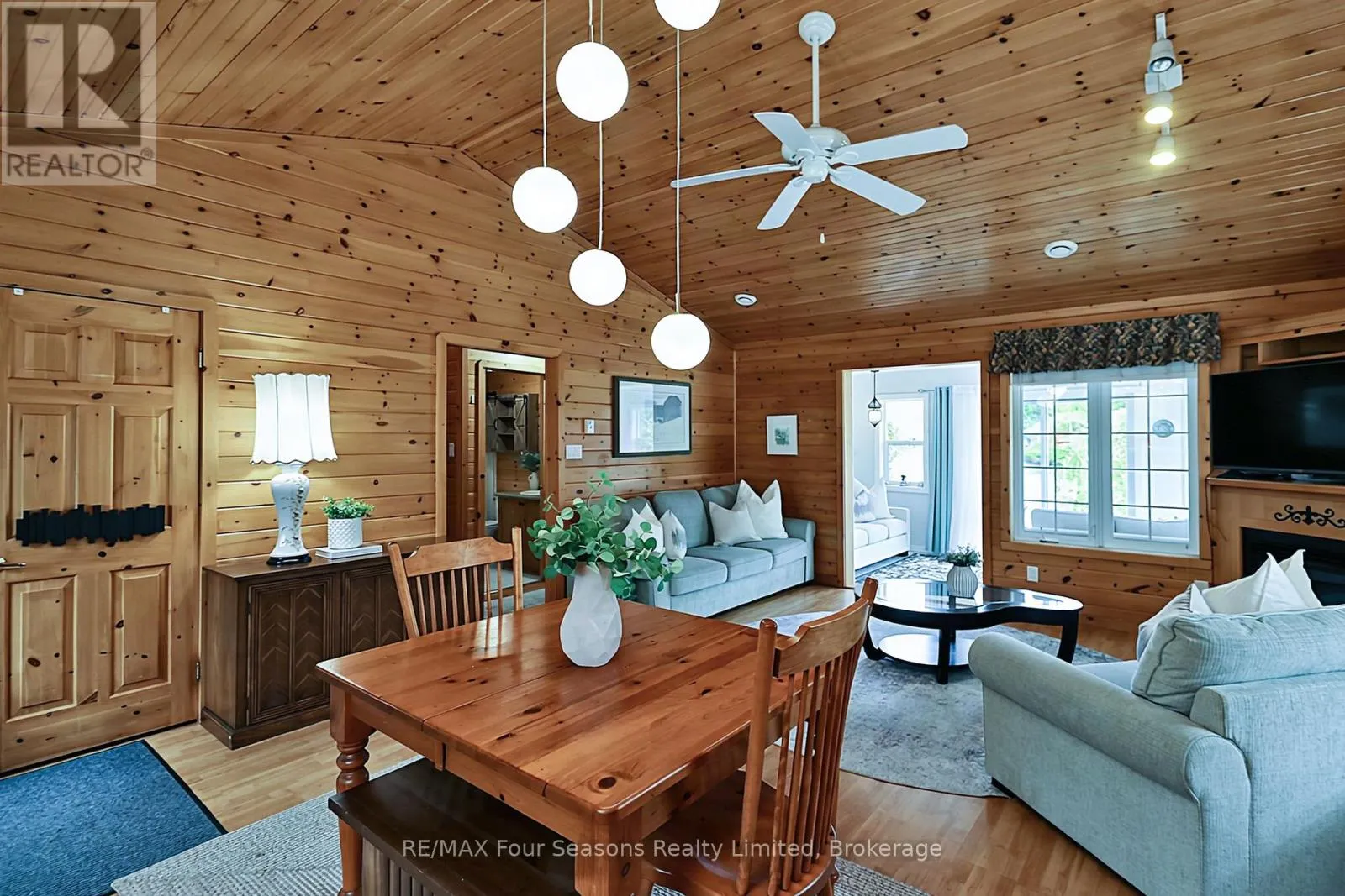 47 CABIN CRESCENT