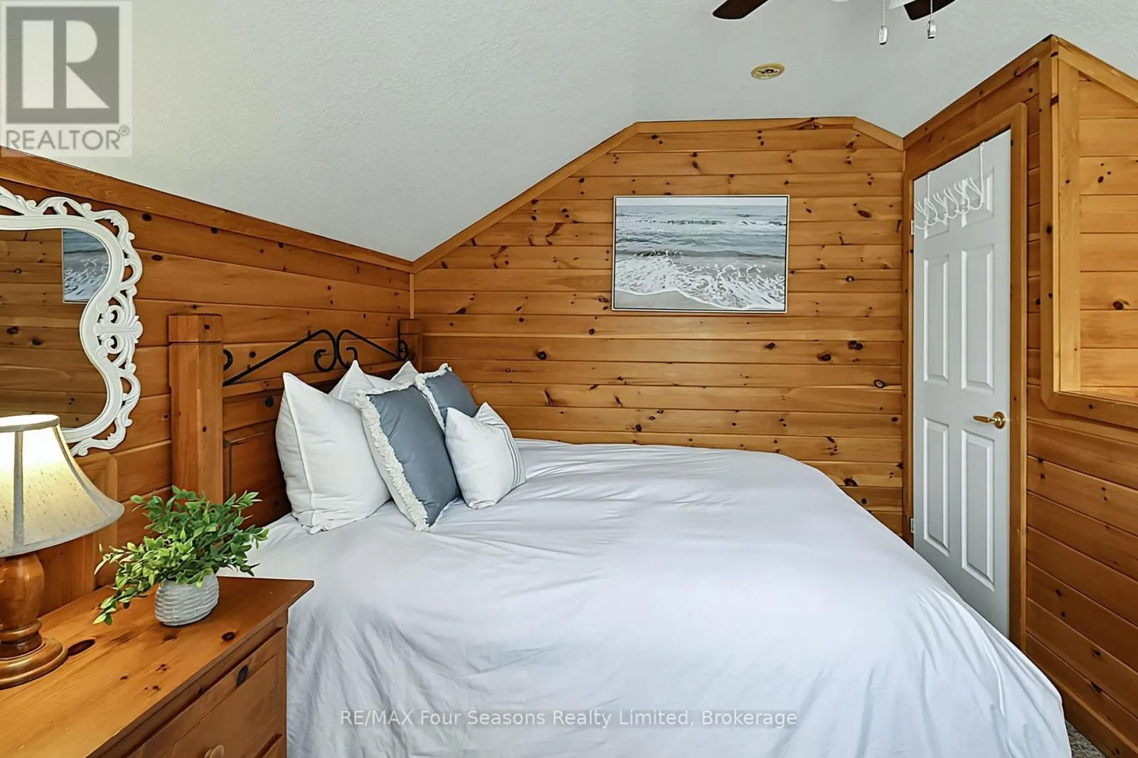 47 CABIN CRESCENT