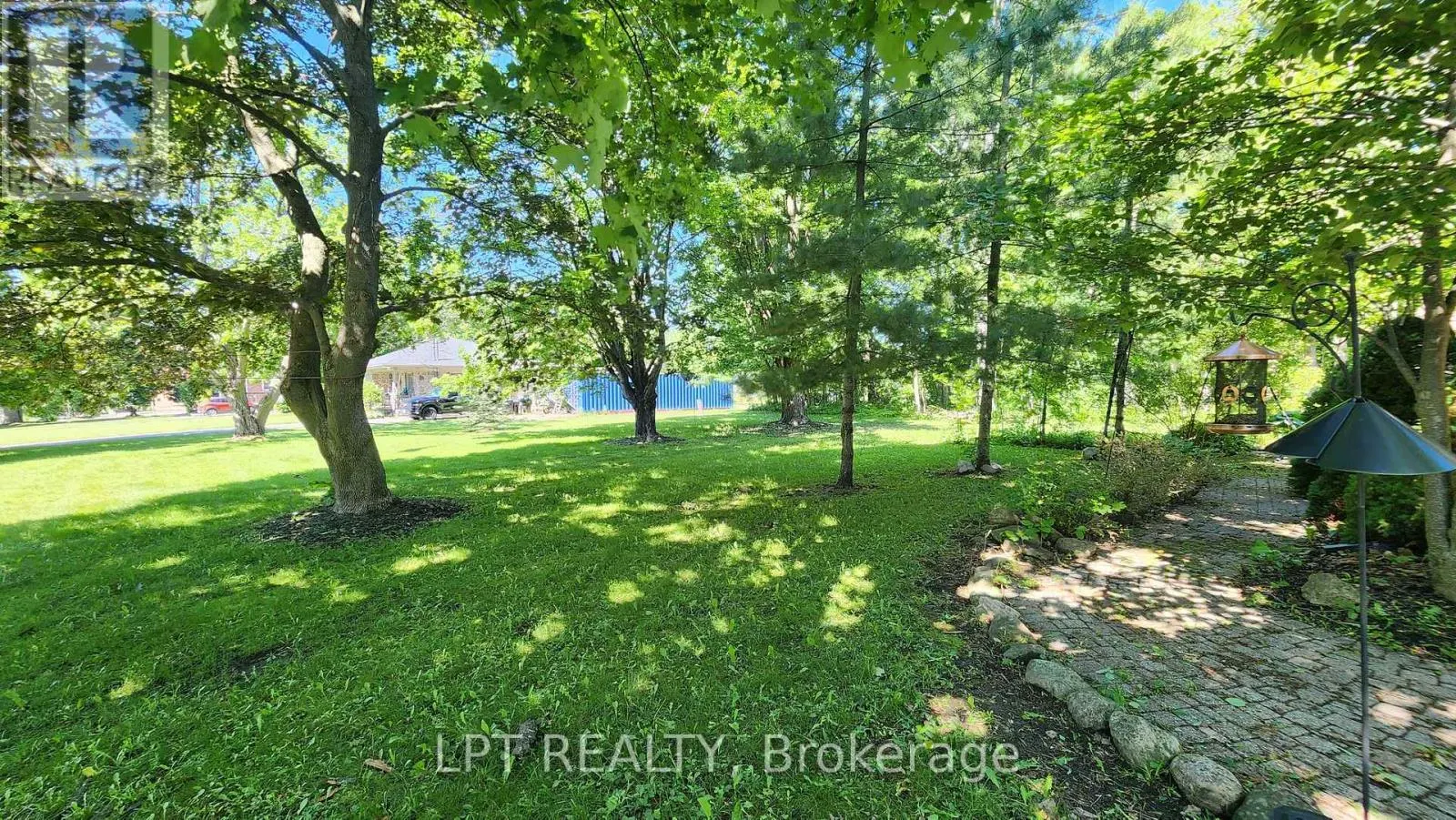 VACANT LAND - 1644 RIDGE ROAD E