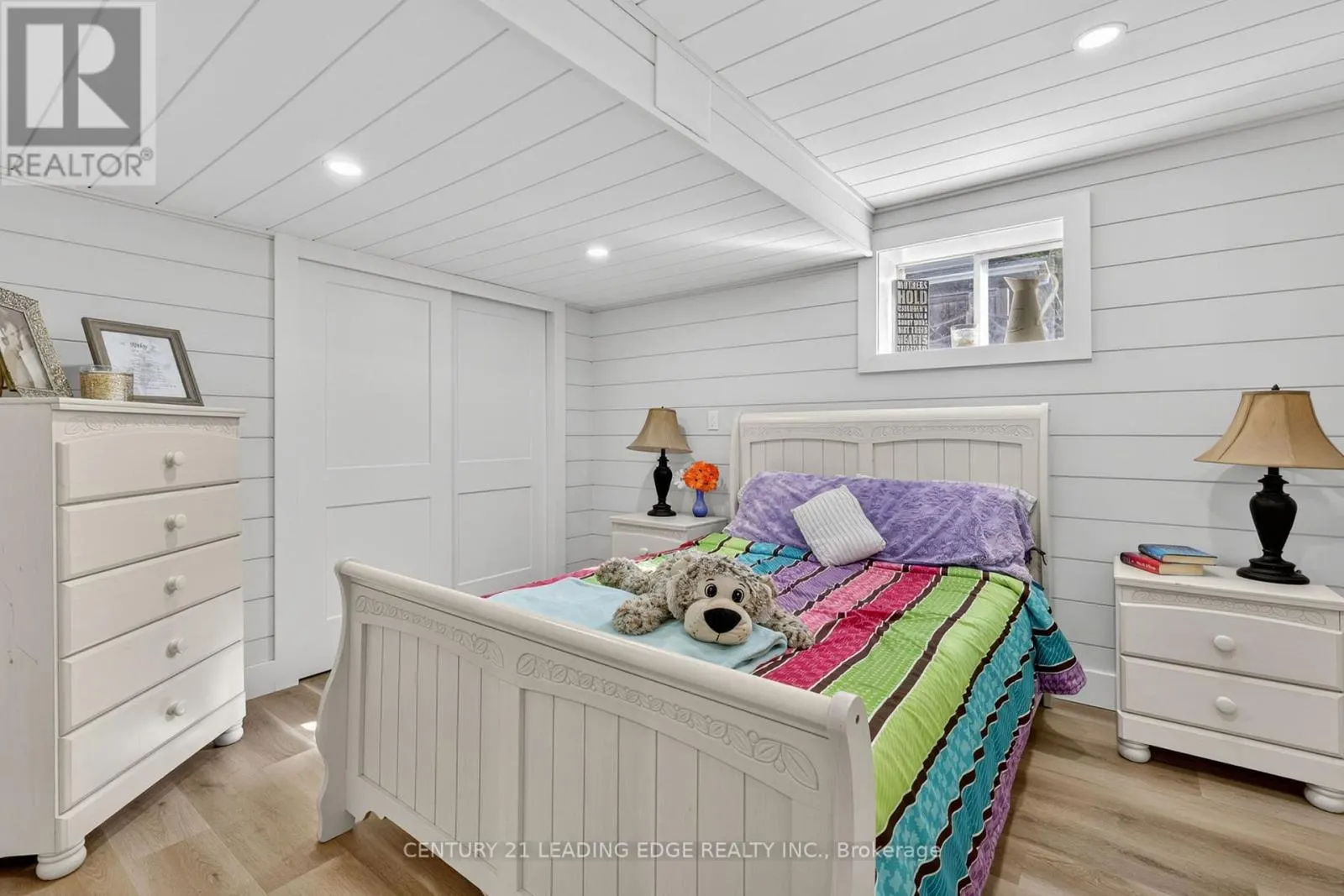 2996 MOYNES ROAD