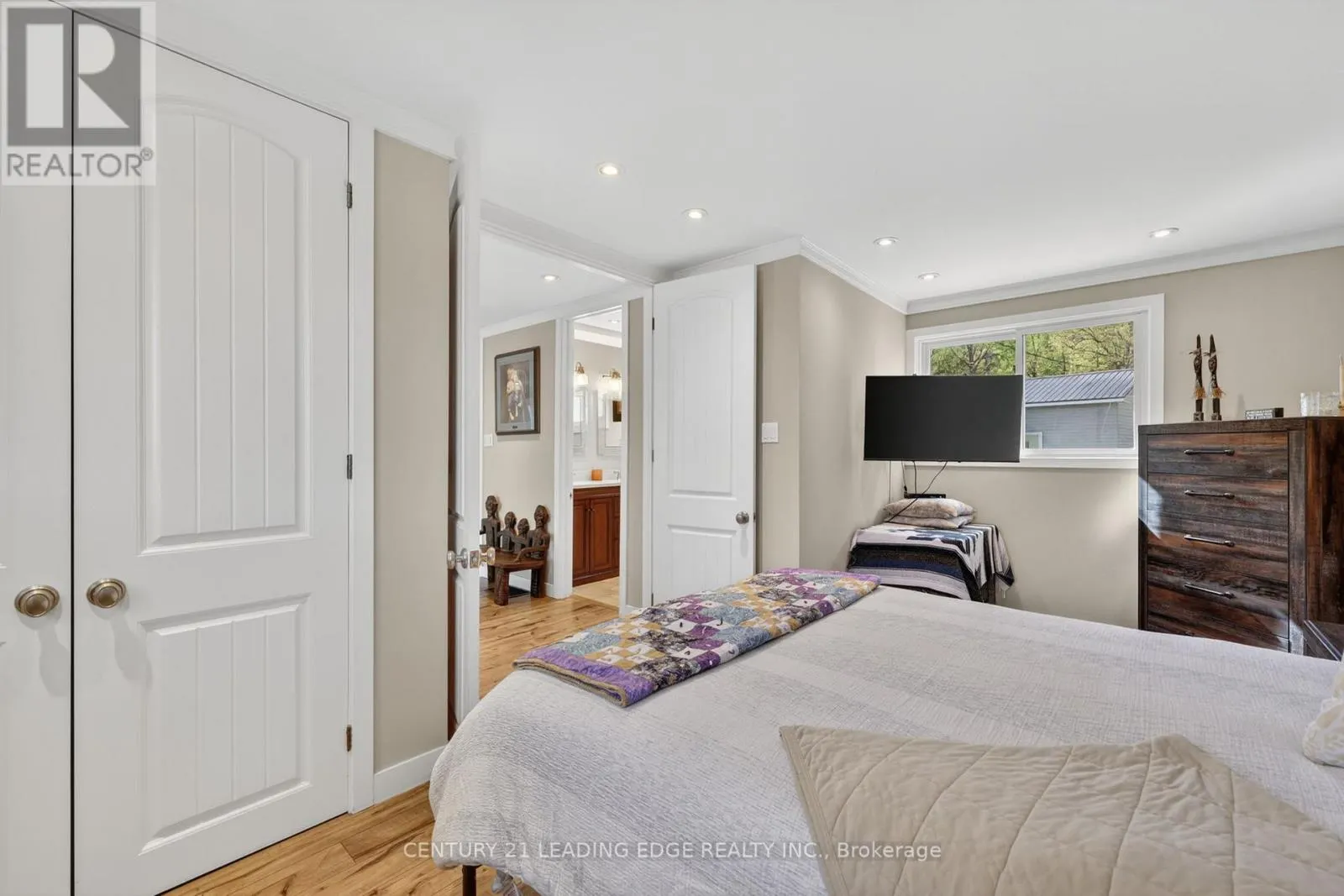 2996 MOYNES ROAD