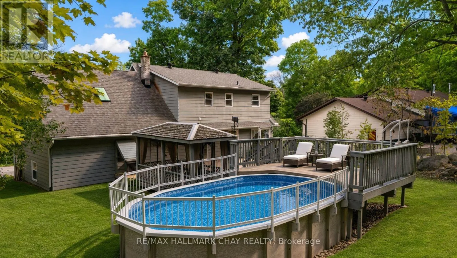 372 LAKEWOOD DRIVE