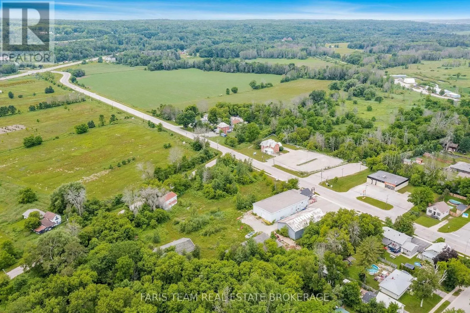 19 STURGEON BAY ROAD