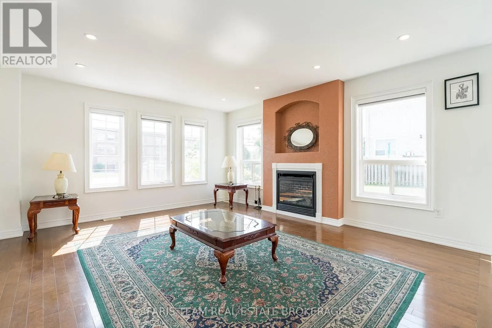 2 VANESSA DRIVE
