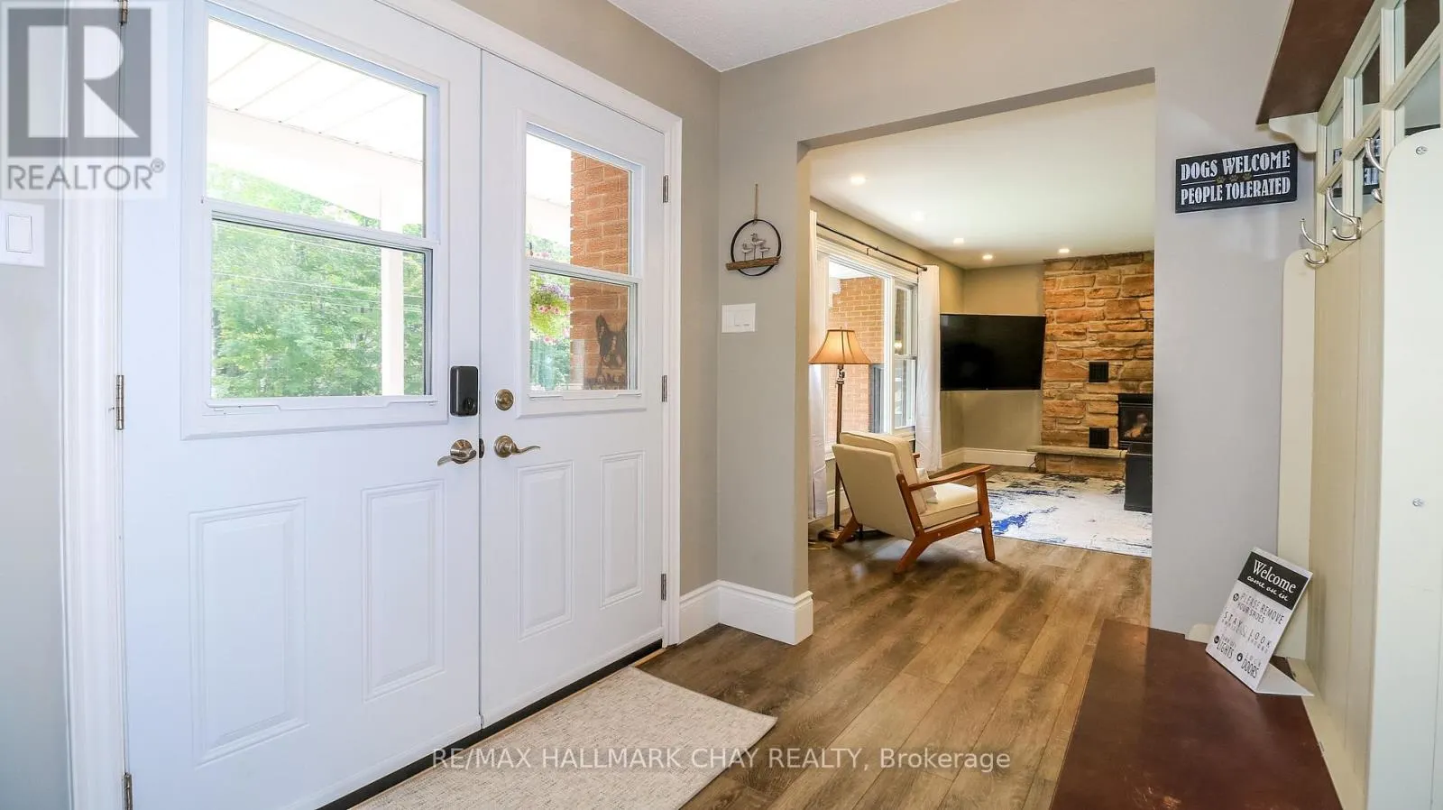 10 ENCHANTMENT AVENUE