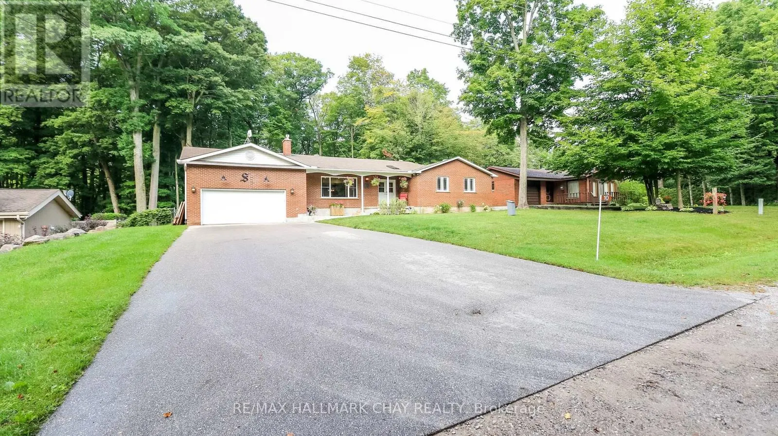 10 ENCHANTMENT AVENUE