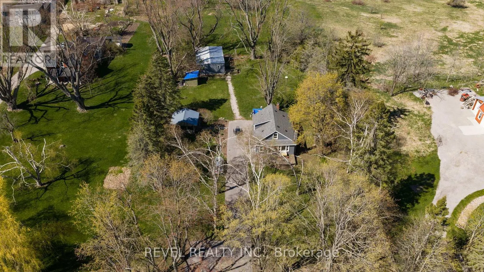 2940 OLD SECOND ROAD S
