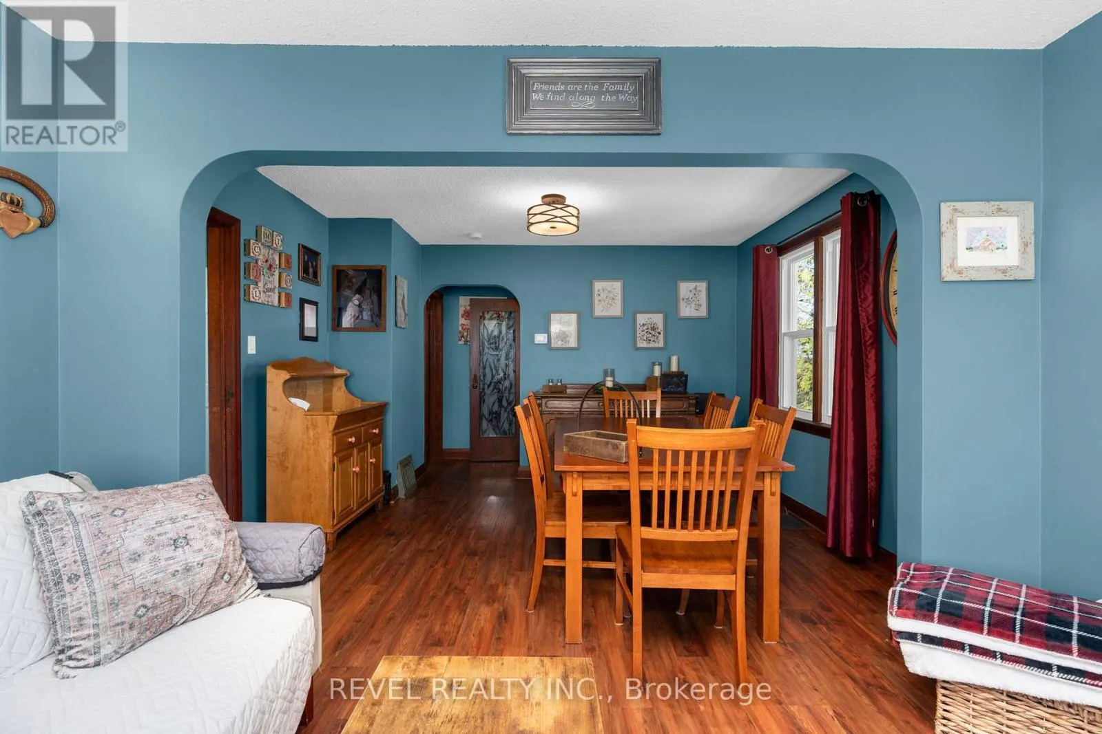 2940 OLD SECOND ROAD S