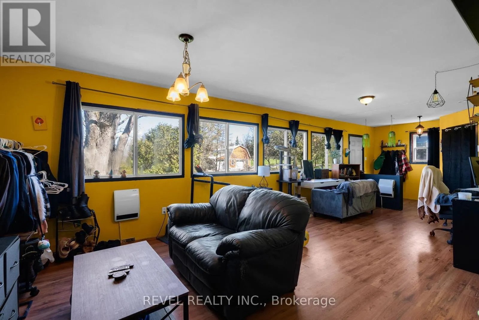 2940 OLD SECOND ROAD S