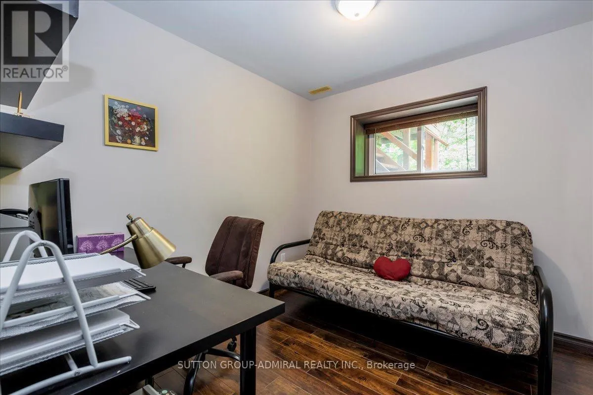 79 FOREST CIRCLE