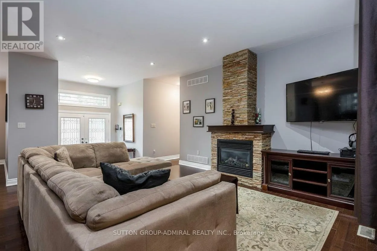 79 FOREST CIRCLE