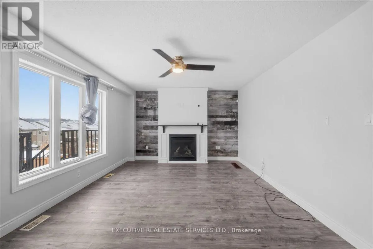 3063 EMPEROR DRIVE