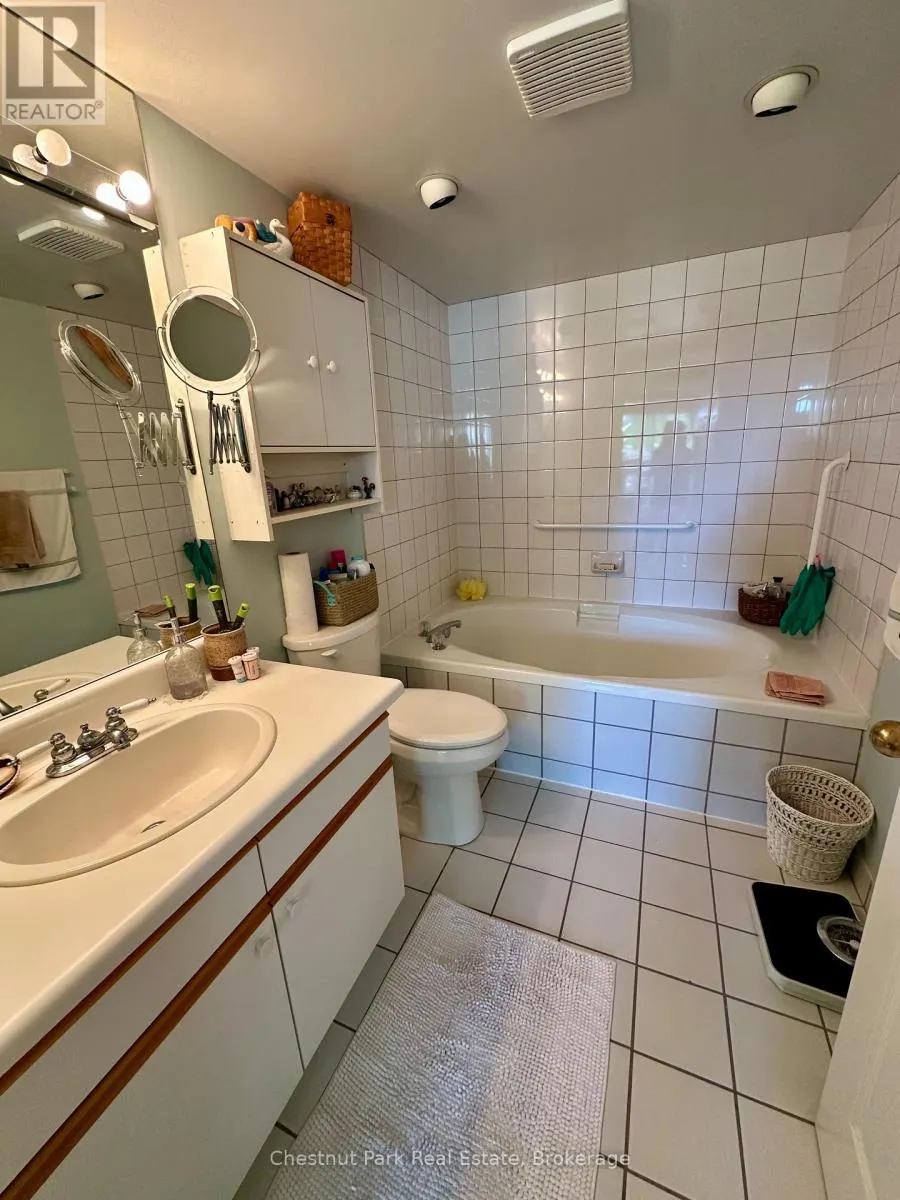 209 - 172 EIGHTH STREET #209