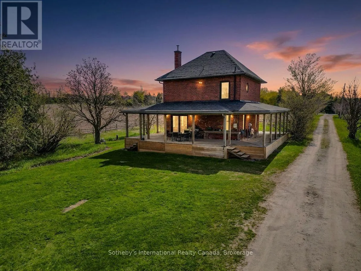 1943 FAIRGROUNDS ROAD S