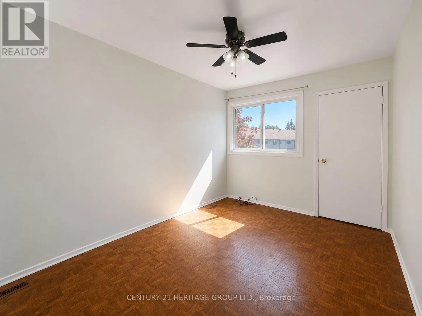 7 - 441 BARRIE ROAD