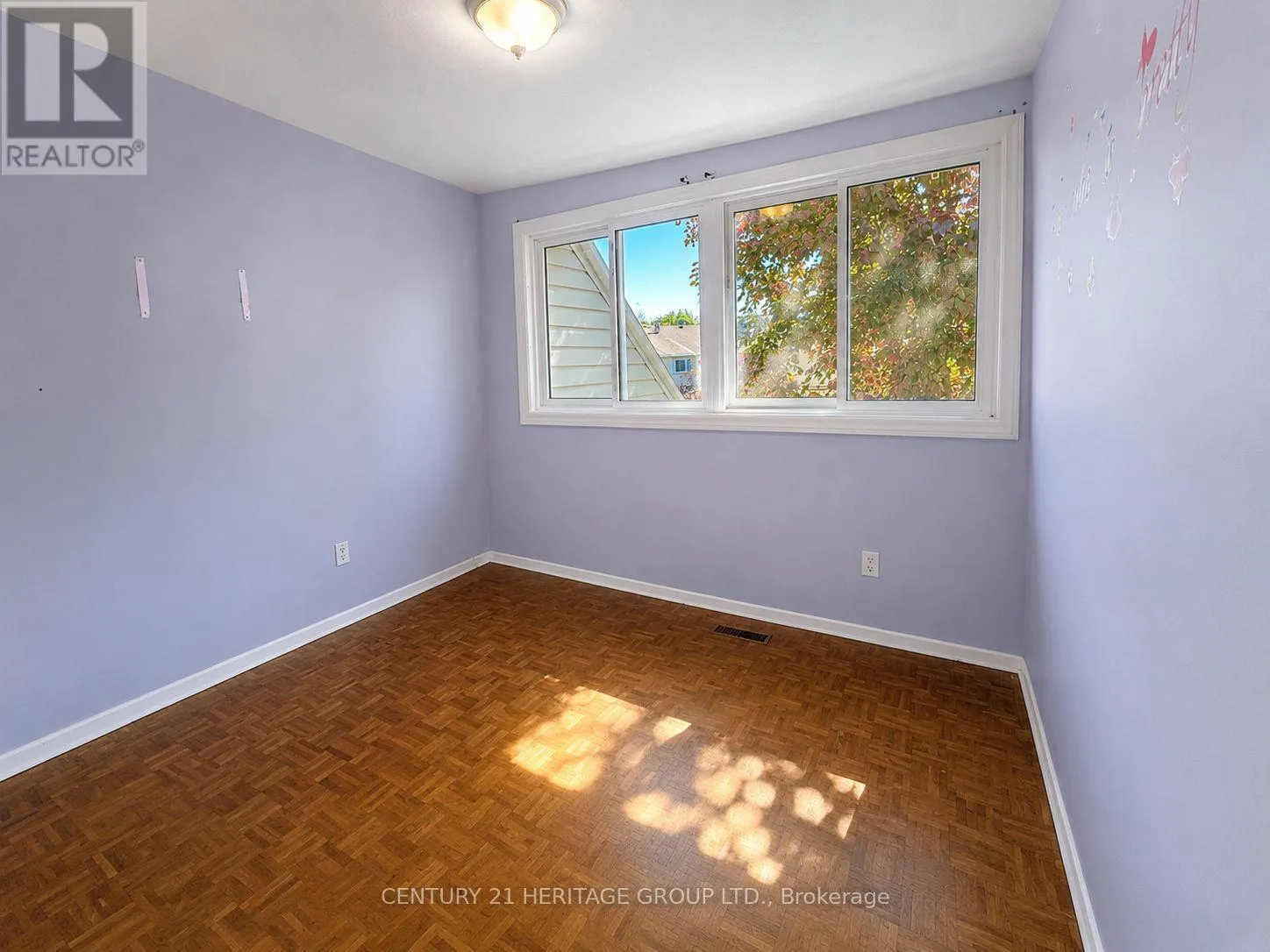 7 - 441 BARRIE ROAD