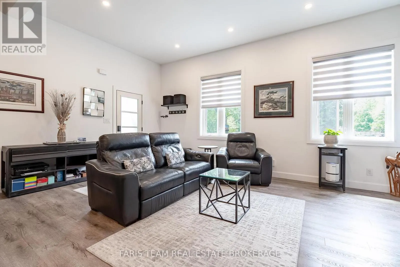 223A HICKORY LANE