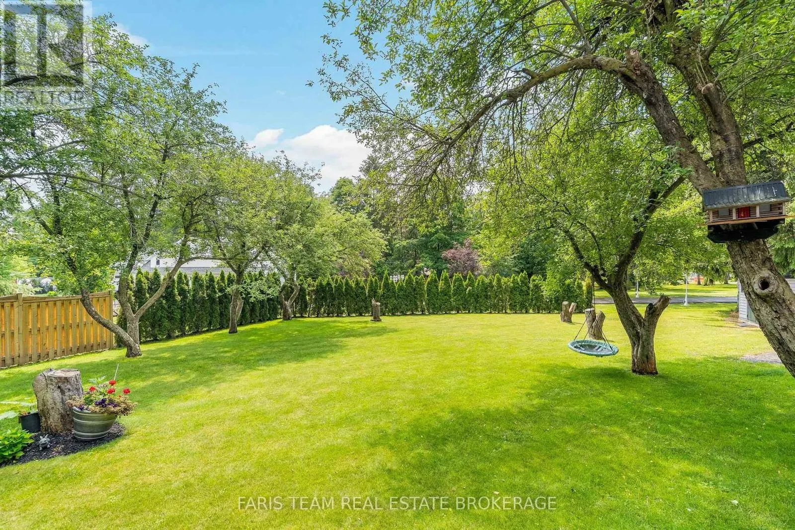 223A HICKORY LANE