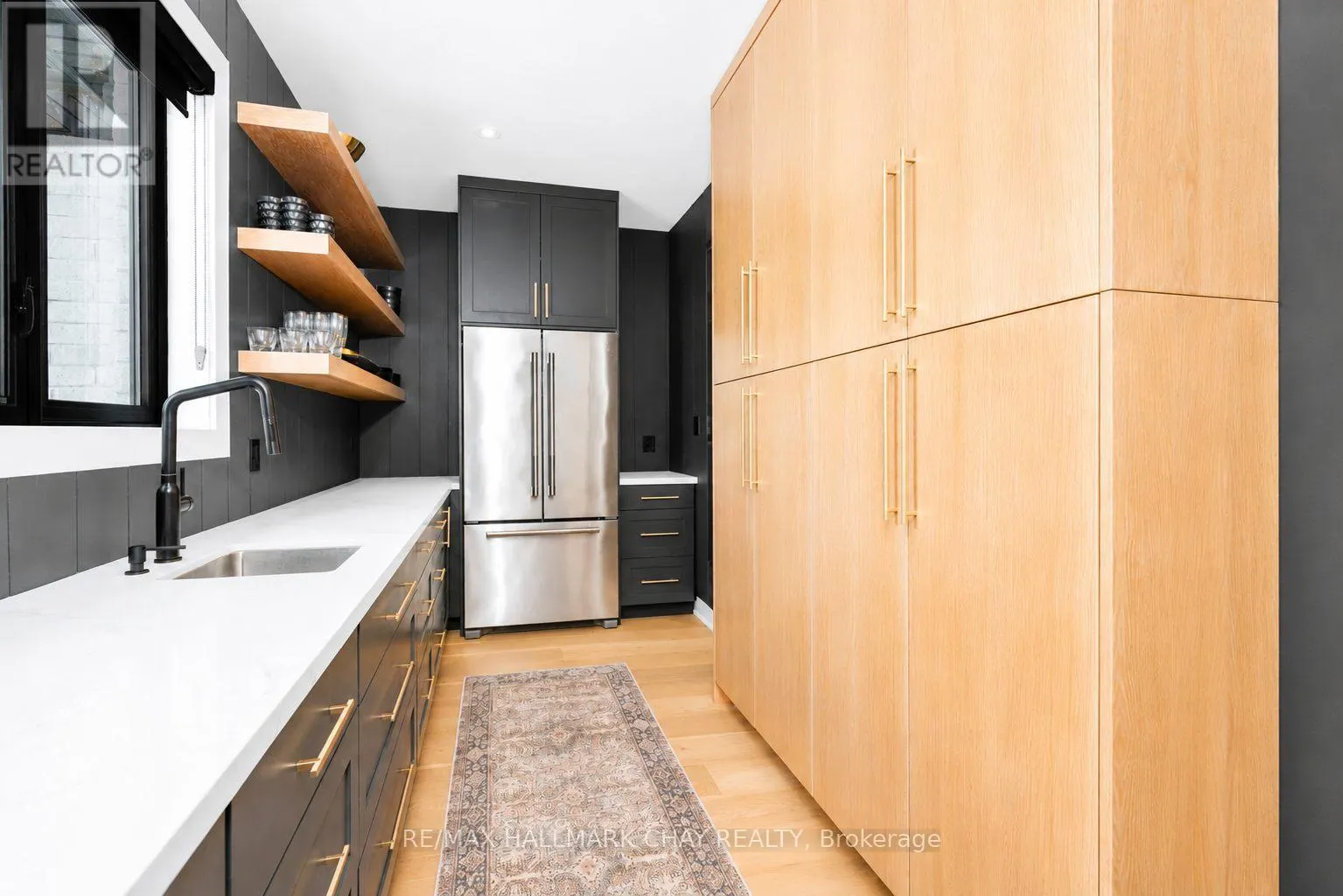 11 BYERS STREET