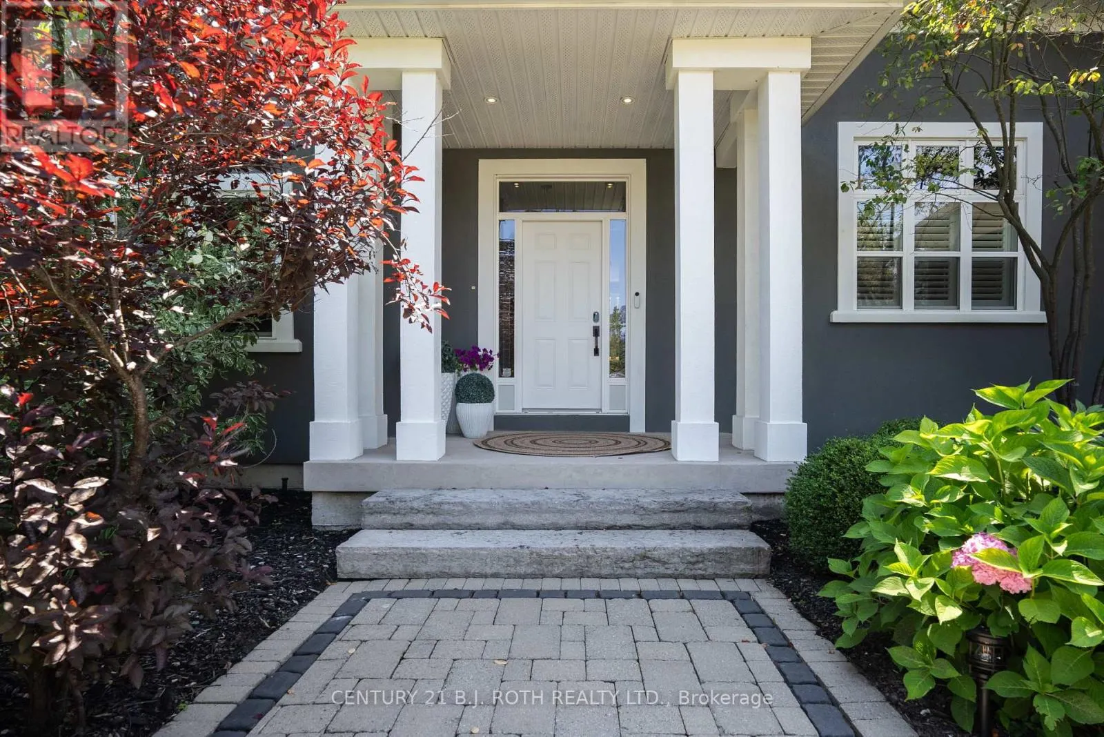 42 LILAC LANE