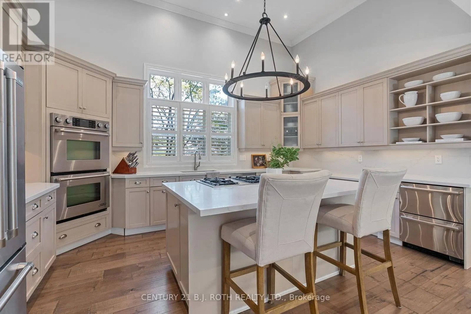 42 LILAC LANE