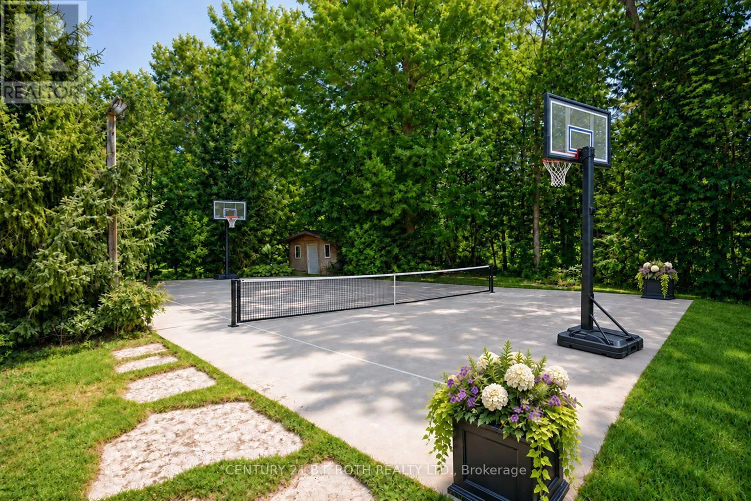 42 LILAC LANE