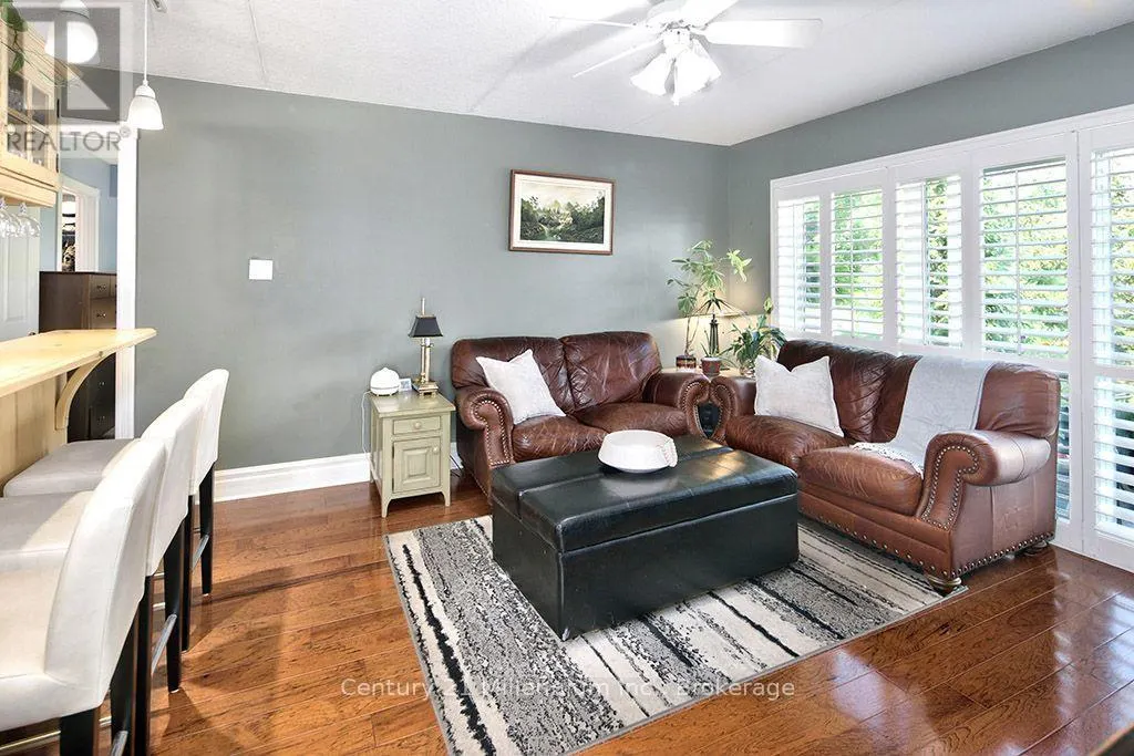 68 - 19 DAWSON DRIVE #68