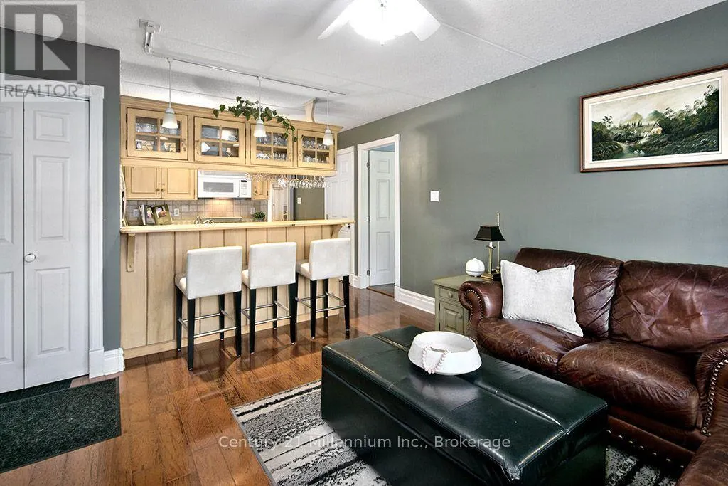 68 - 19 DAWSON DRIVE #68