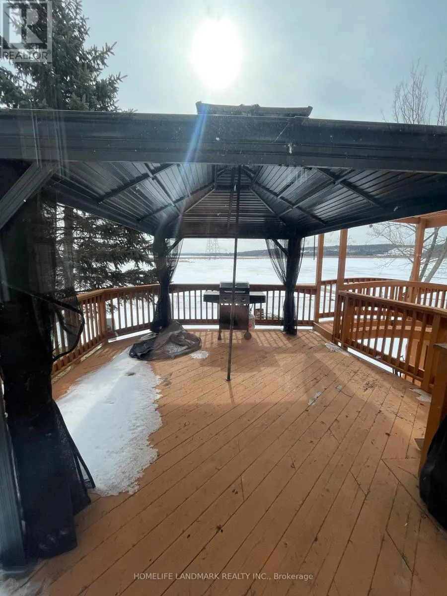 3213 QUIET WATERS LANE