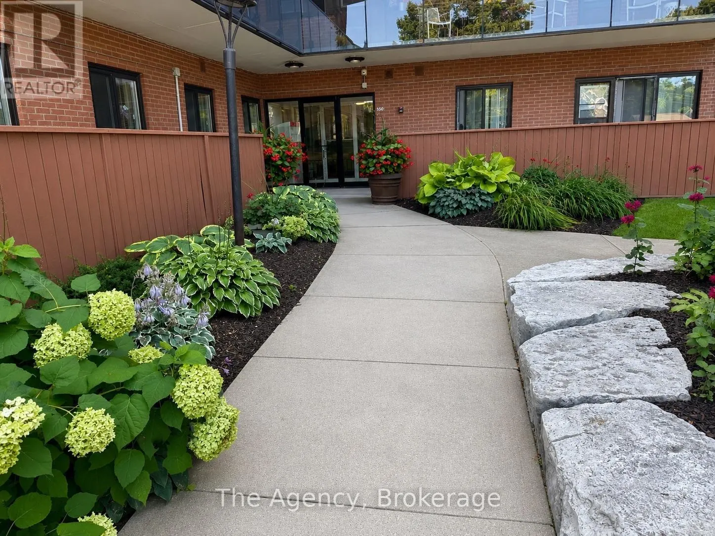 603 - 550 KING STREET #603