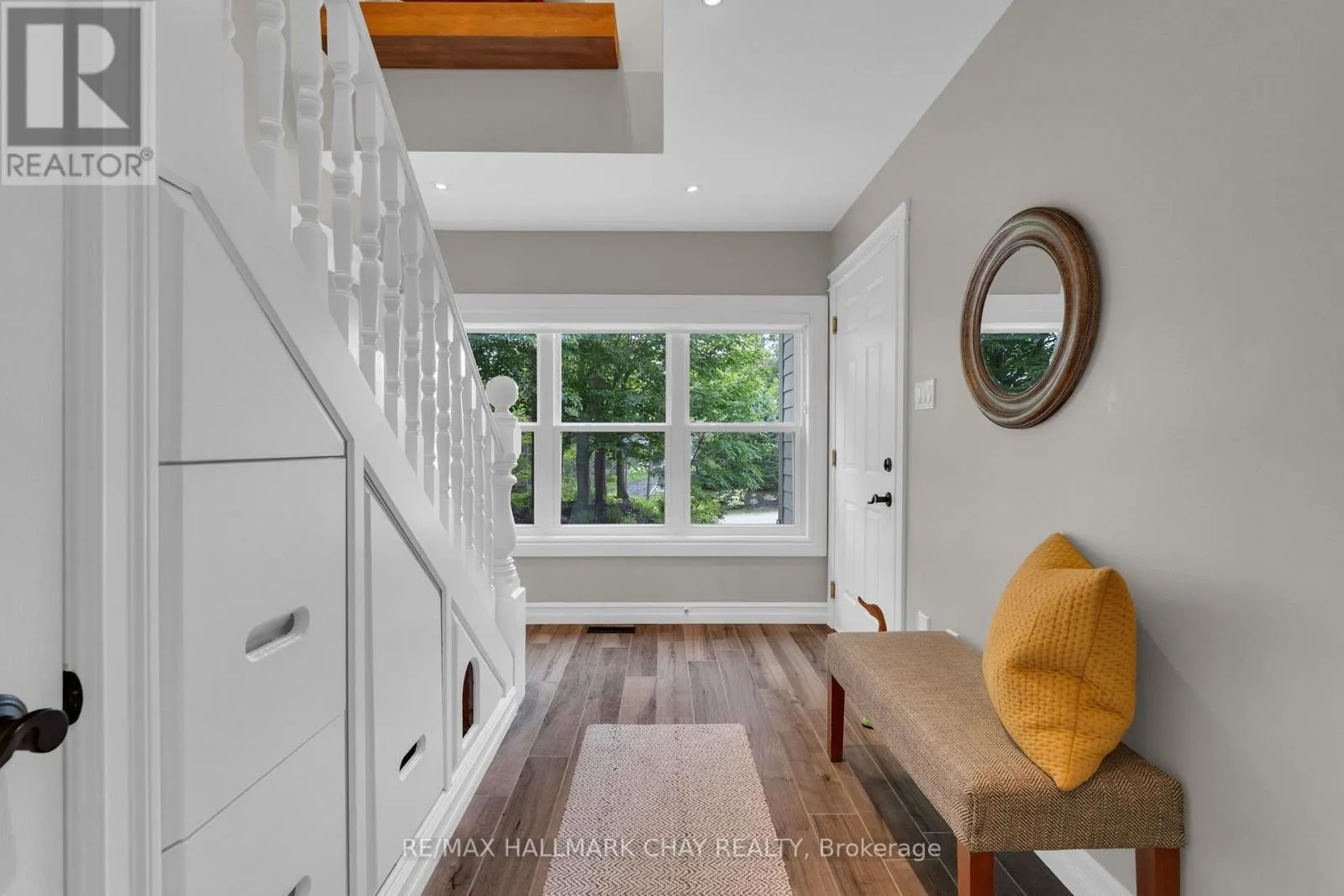 9 BRIDLE PATH